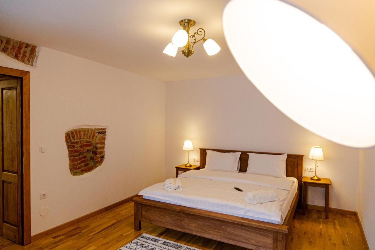 Stone Way Apartment ซีบิว ภายนอก รูปภาพ