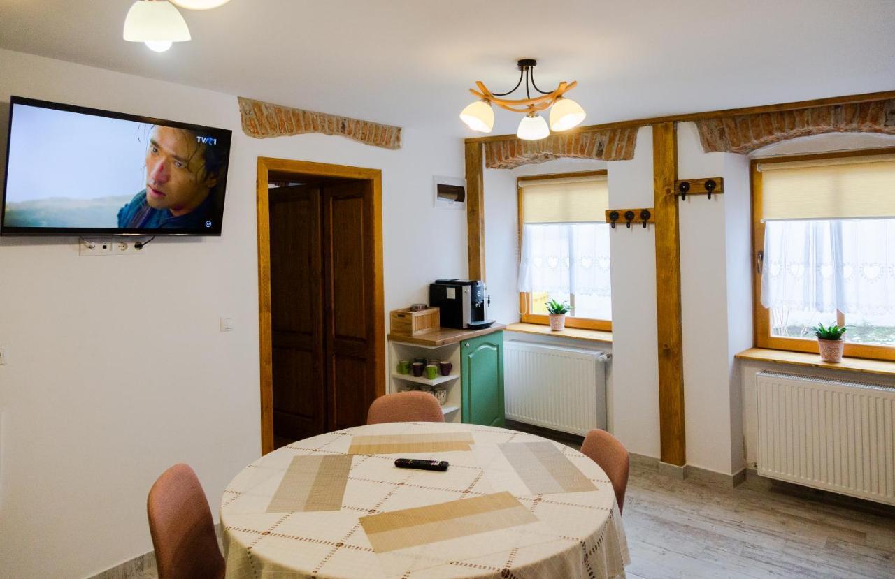 Stone Way Apartment ซีบิว ภายนอก รูปภาพ