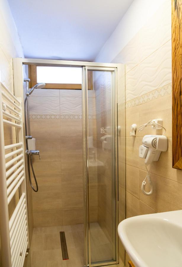 Stone Way Apartment ซีบิว ภายนอก รูปภาพ